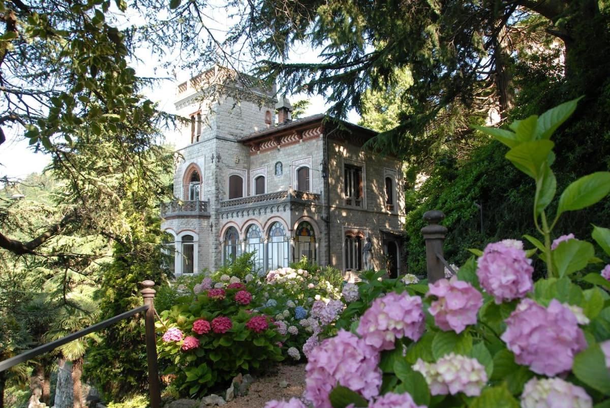 Il Parco E Gli Affreschi Leilighet Varese Eksteriør bilde
