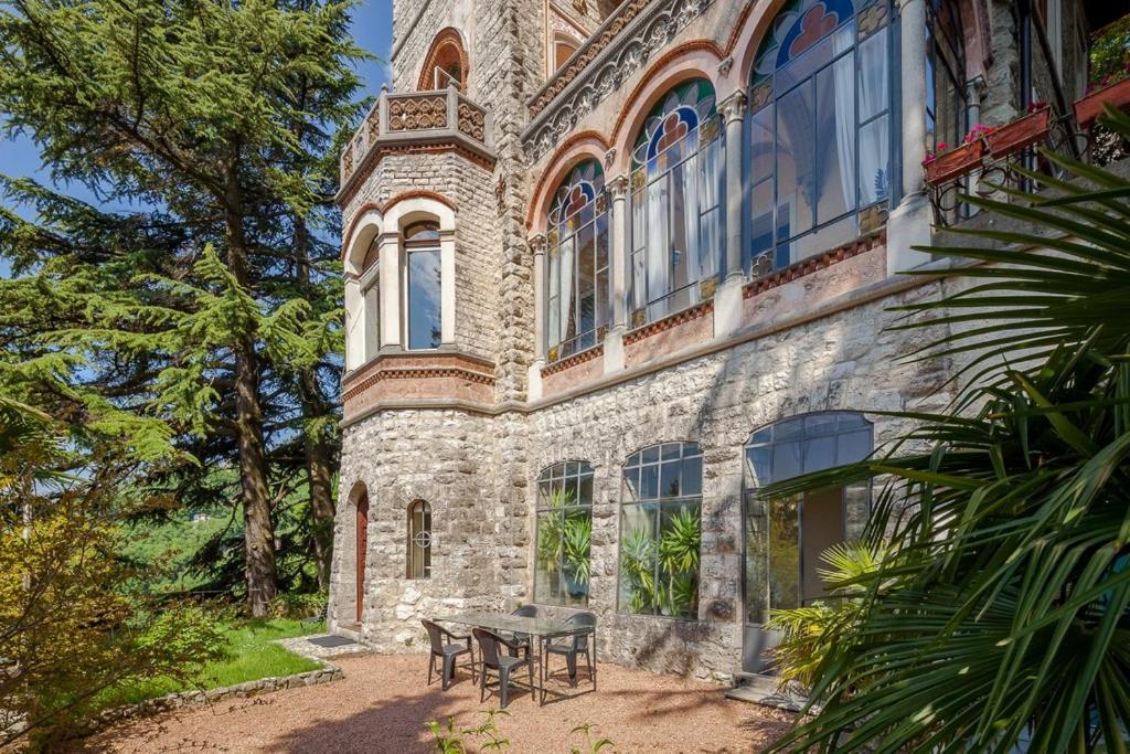 Il Parco E Gli Affreschi Leilighet Varese Eksteriør bilde